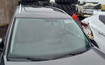 Седани VOLKSWAGEN TIGUAN S 2015 Графитен