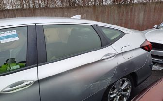 Седани HONDA CLARITY 2018 Сребрист