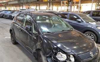Кросоувъри Suzuki  SX4 2011 Черен