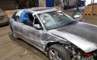 Хечбеци Audi S4 2003 Сребрист