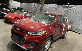Джипове Chevrolet Trax 2019 Червен