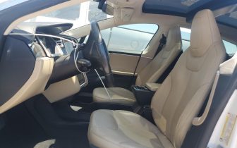 Хечбеци Tesla MODEL S 2013 Бял