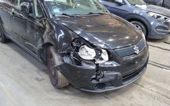 Кросоувъри Suzuki  SX4 2011 Черен
