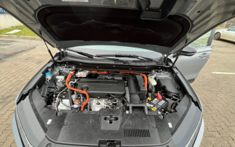 Джипове Honda CR-V 2023 Сив