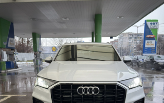 Паркетници Audi Q7 2021 Бял