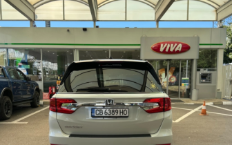 Миниванове Honda Odyssey 2019 Бял