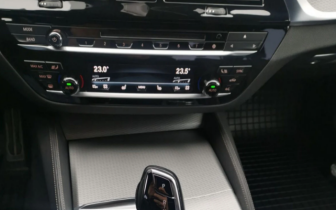 Седани BMW 5 Series 2018 Черен