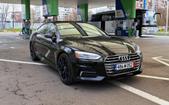 Седани Audi A5 2019 Черен