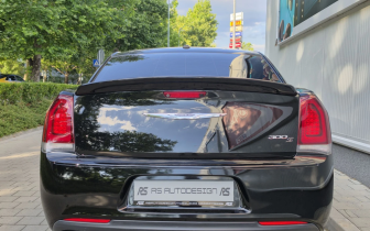 sedan Chrysler  300c 2015 Black
