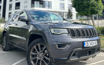 suv Jeep  Grand cherokee 2017 Сив