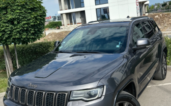 suv Jeep  Grand cherokee 2017 Сив