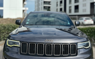 suv Jeep  Grand cherokee 2017 Сив